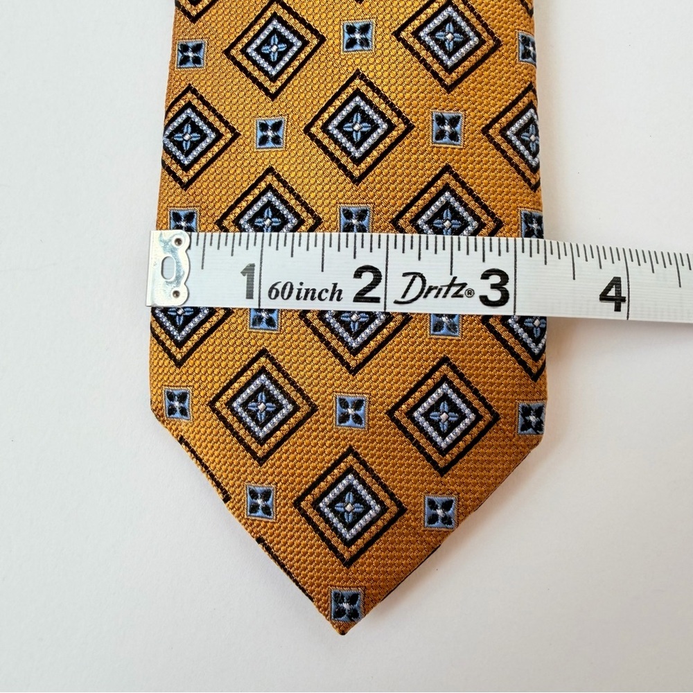 Men’s JZ Richard’s / JZ Boulder Silk Necktie 
Gold And Blue Geometric​ - Picture 2 of 4